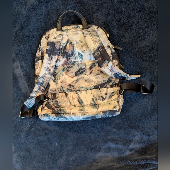 EUC Tumi Voyageur Hilden Abstract Print Laptop Backpack - Picture 2 of 12